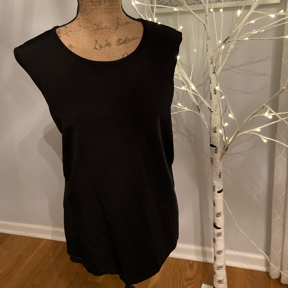 NWT Dress barn 2x black tank